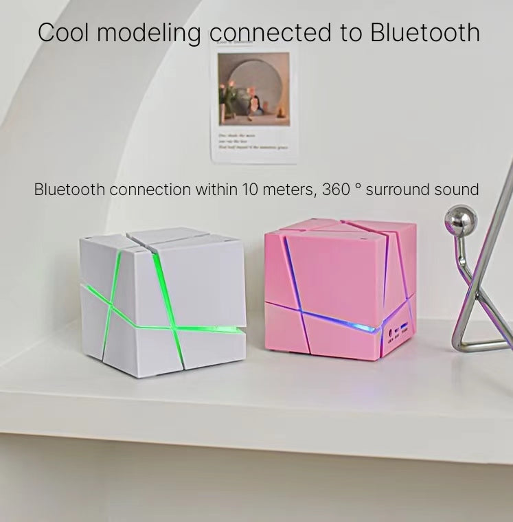 Rubik's Cube Bluetooth speaker with Germany audio chip