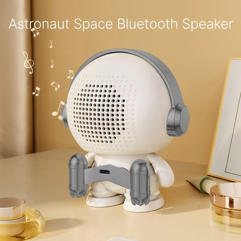 Astronaut Space Bluetooth Speaker Wireless High Quality Cute Desktop Mini Speaker subwoofer Exquisite Gift