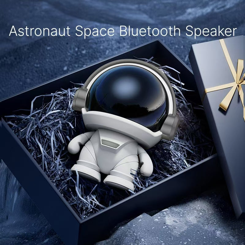 Astronaut Space Bluetooth Speaker Wireless High Quality Cute Desktop Mini Speaker subwoofer Exquisite Gift