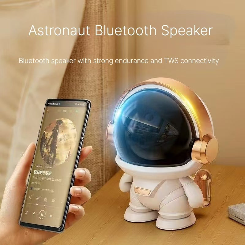 Astronaut Space Bluetooth Speaker Wireless High Quality Cute Desktop Mini Speaker subwoofer Exquisite Gift